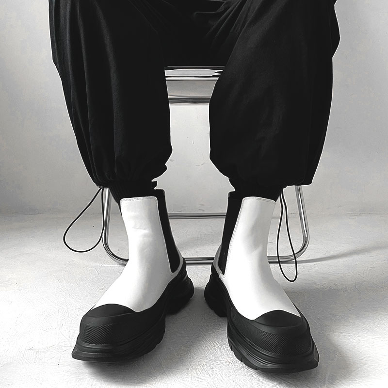 Korean style men's boots slip- - Men'S Shoes Black And White ulasan dan harga